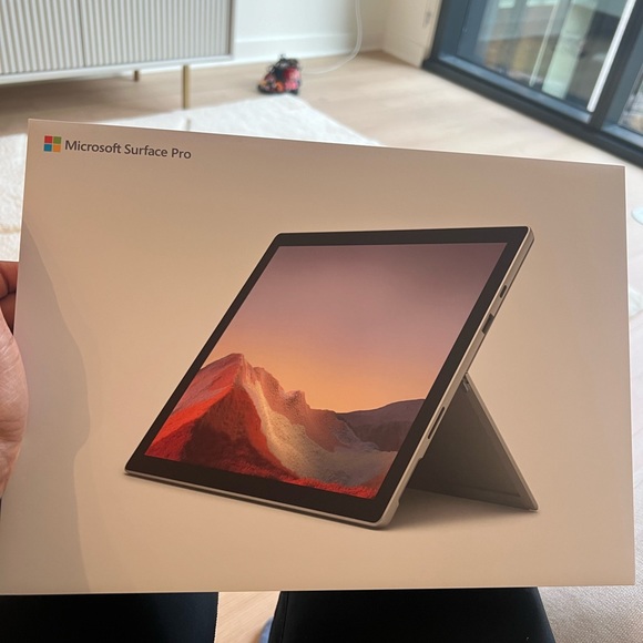 Microsoft Surface Pro 7 - Picture 4 of 4